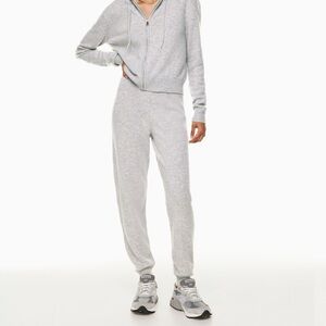 Babaton Luxe Cashmere Jogger